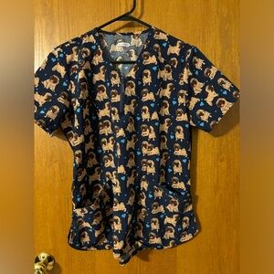 Scrubaid large top zip at v neck pockets stretch puppy pattern